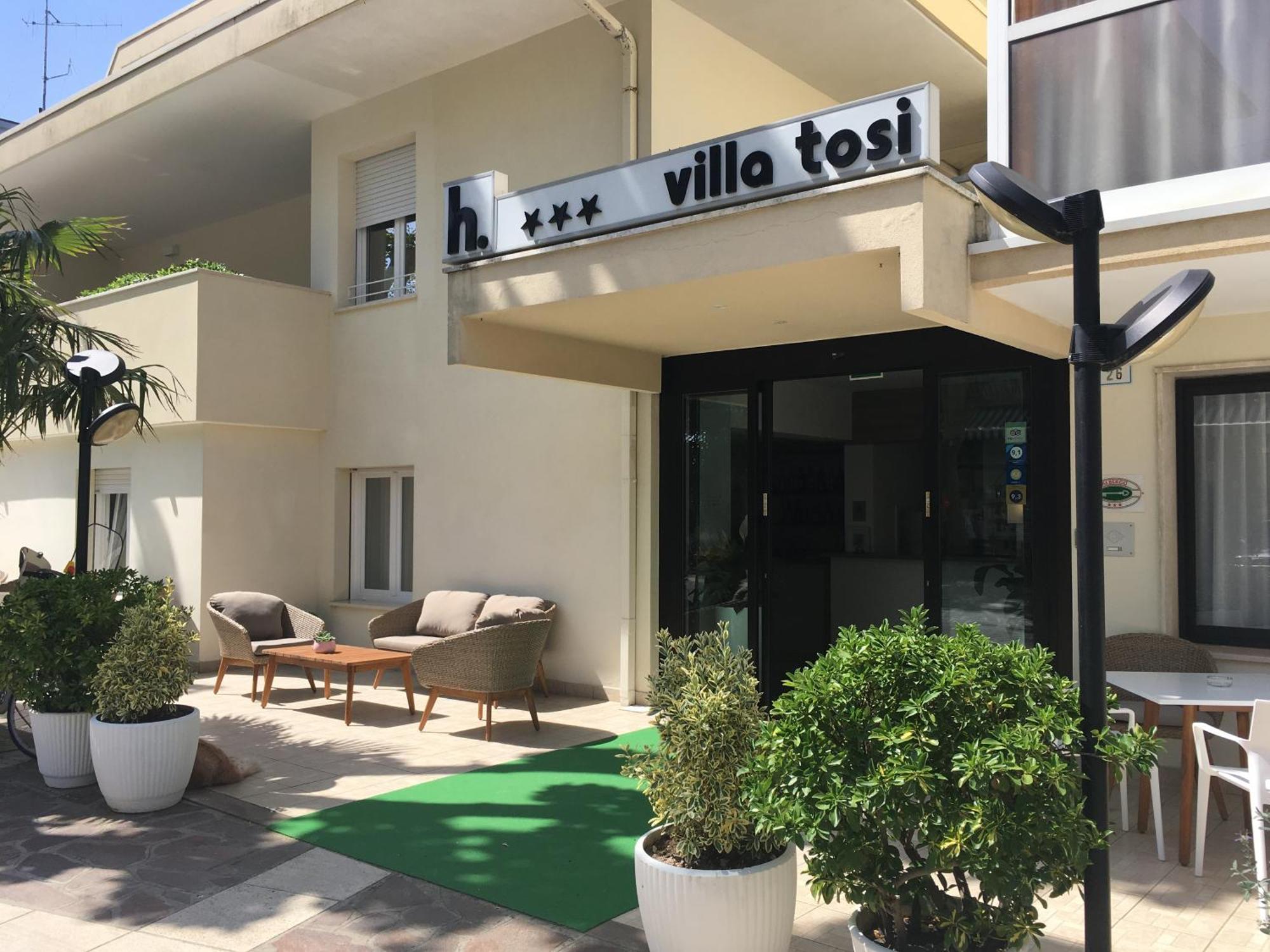 Tosi Hotel 3*